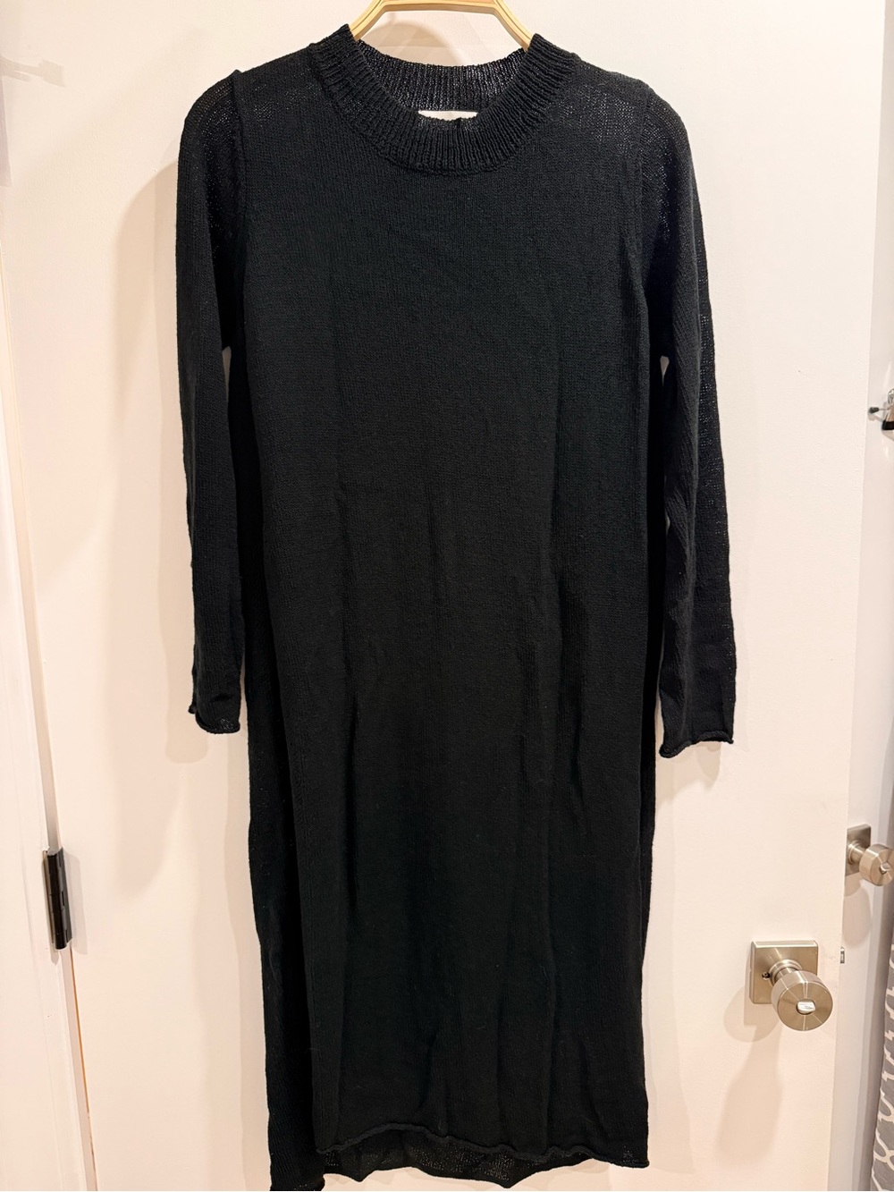 Black Crewneck Knit Tunic Sweater